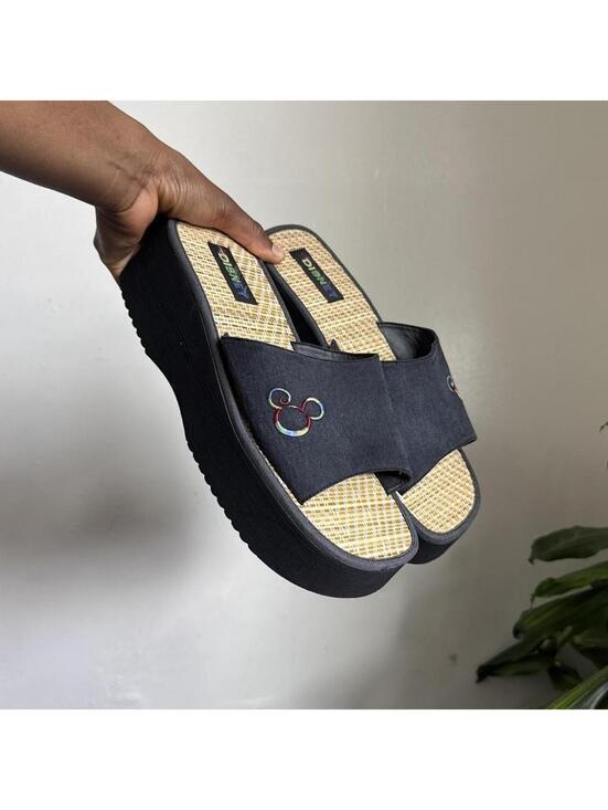 Shoes - Vintage Y2K Disney chunky platform slides Fits like women’s US 9